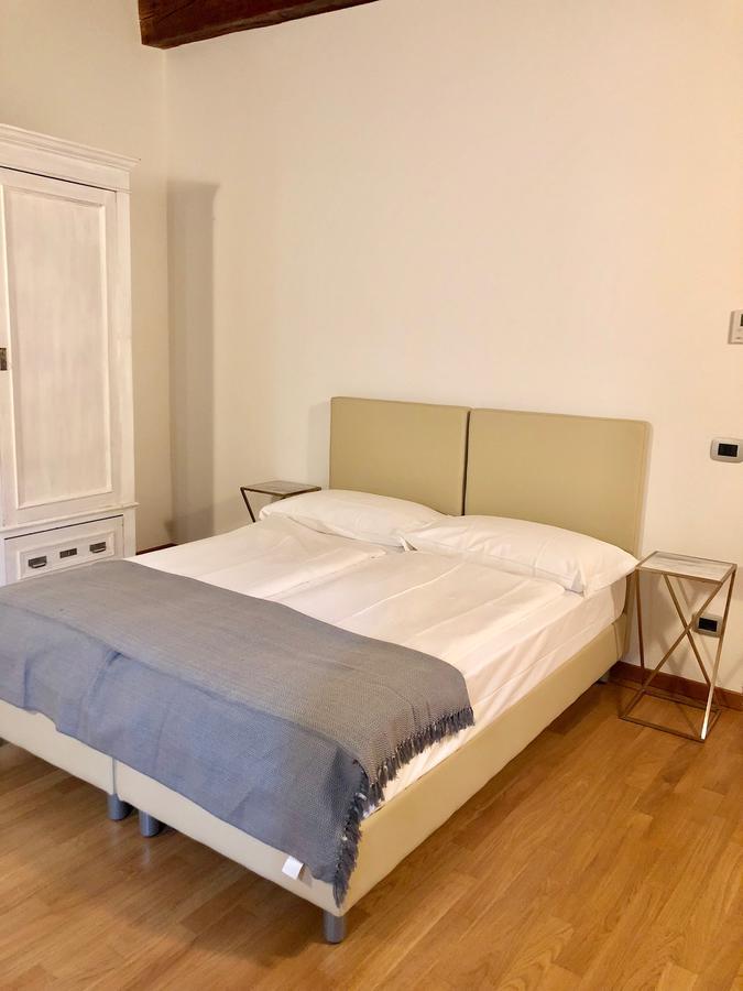 Pietra Di Residenza Acomodação com café da manhã  *